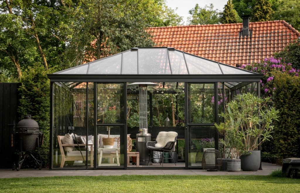 Orangerie tuinkamer Pyra Stretched